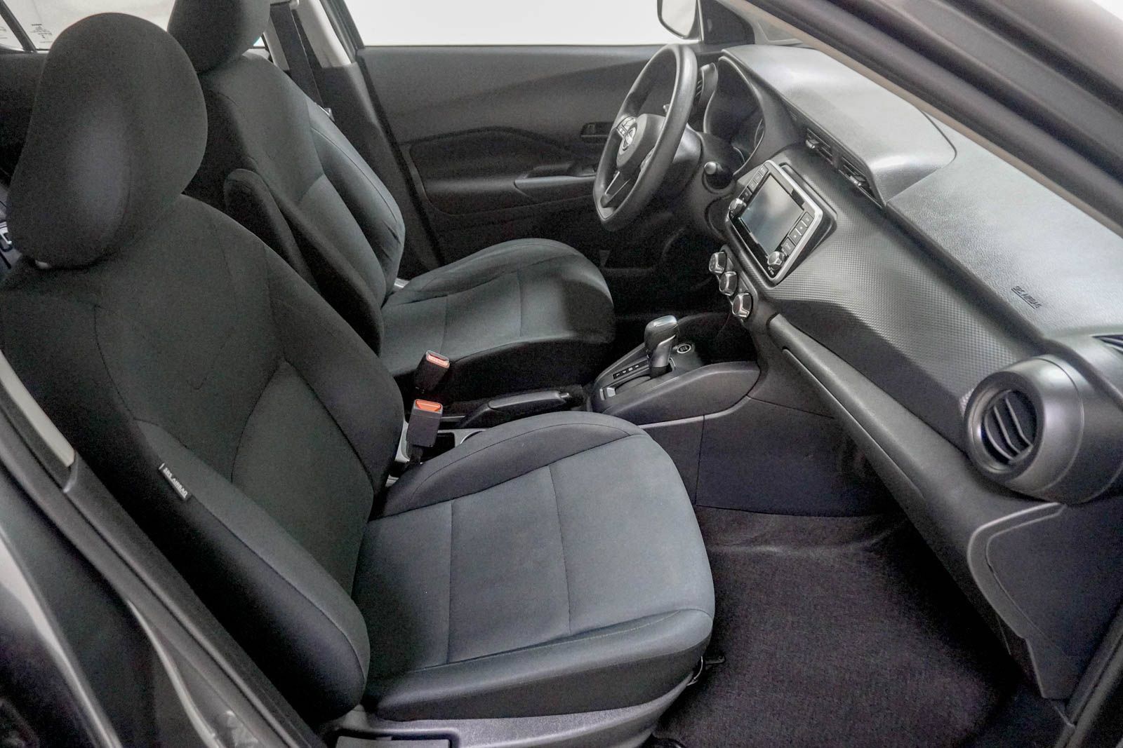 Used 2023 Nissan Kicks S FWD image 28