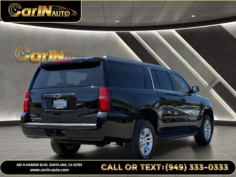 Used 2018 Chevrolet Suburban LS RWD image 5