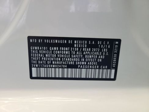 Used 2017 Volkswagen Golf S FWD image 25