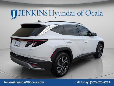 New 2026 Hyundai Tucson Limited FWD image 3