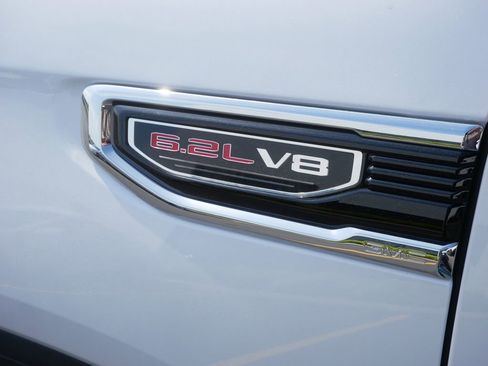 Used 2019 GMC Sierra 1500 Denali w/ Denali Ultimate Package AWD/4WD image 12