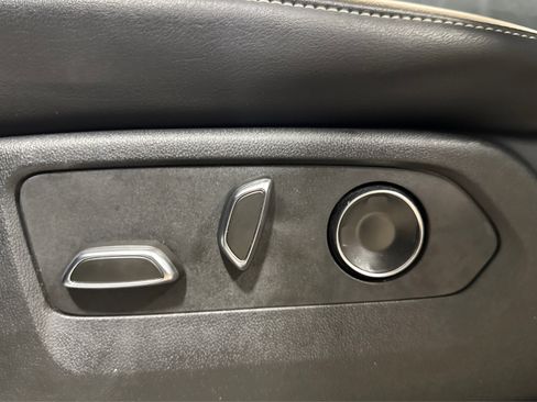 Used 2024 Cadillac Escalade Sport image 21