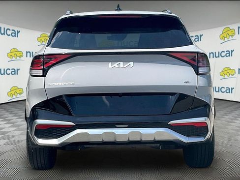 Used 2025 Kia Sportage SX AWD/4WD image 5