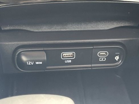 Used 2023 Kia Telluride S w/ S Sunroof Package FWD image 40