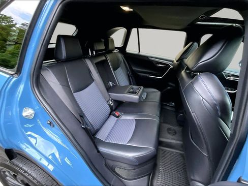Used 2024 Toyota RAV4 XSE AWD/4WD image 20