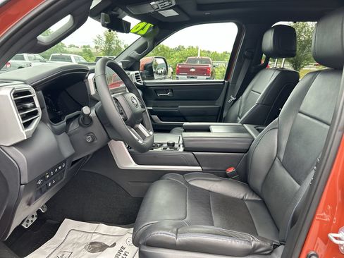 Used 2025 Toyota Tundra SR5 AWD/4WD image 23