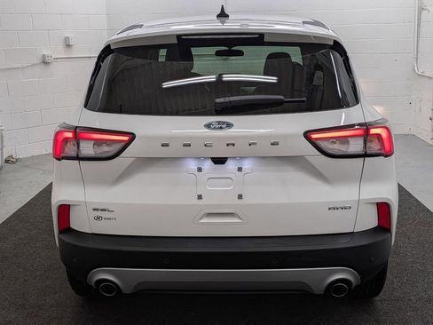 Used 2022 Ford Escape SEL image 17