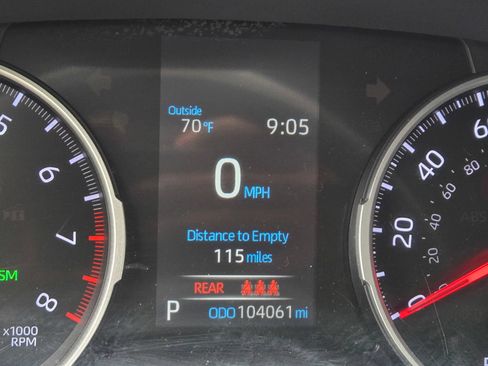 Used 2021 Toyota RAV4 XLE Premium FWD image 14