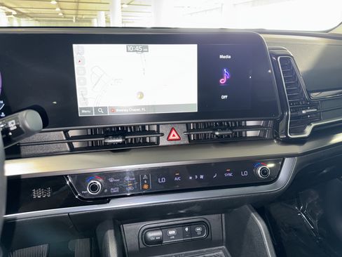 Used 2023 Kia Sportage EX FWD image 25