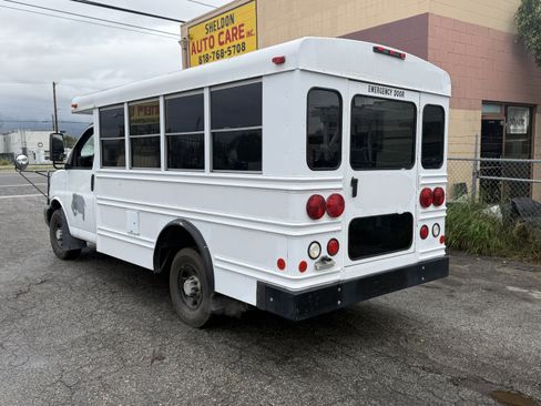 Used 2006 Chevrolet Express 3500 w/ School Bus Package image 8