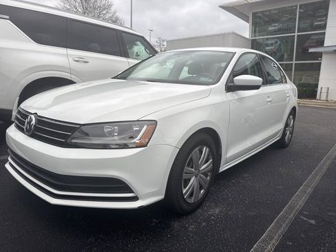 Used 2017 Volkswagen Jetta S image 12
