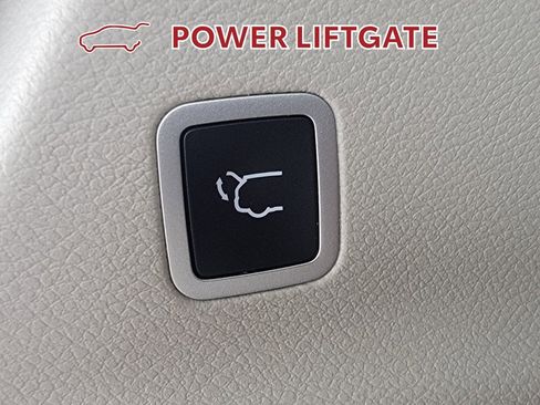 Used 2021 Chrysler Pacifica Touring-L image 29