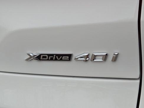 New 2026 BMW X5 xDrive40i w/ M Sport Package image 16