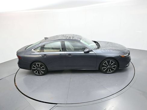 Used 2024 Honda Accord Touring image 34