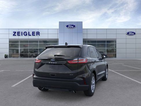 New 2024 Ford Edge SE image 8