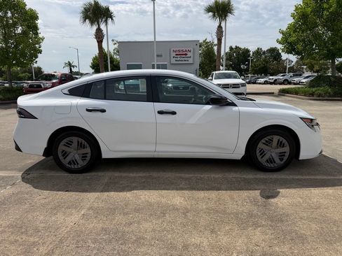 Used 2026 Nissan Sentra S w/ Floor Mat Package FWD image 6