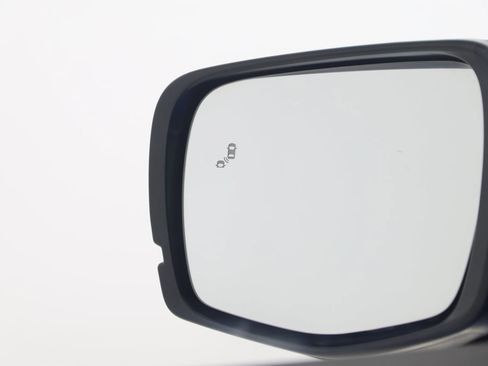 Used 2023 Honda Pilot TrailSport image 32