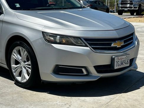 Used 2015 Chevrolet Impala LT FWD image 9
