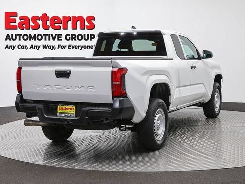 Used 2024 Toyota Tacoma SR RWD image 5