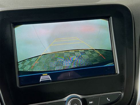 Used 2019 Chevrolet Equinox LT image 13