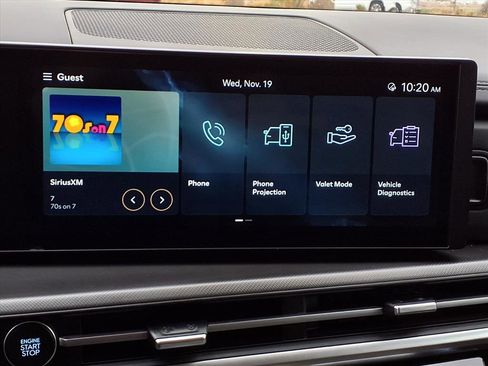Used 2025 Hyundai Santa Fe SEL FWD image 6