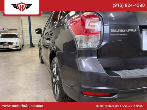 Used 2017 Subaru Forester 2.5i Limited image 15