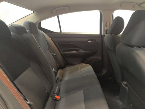 Used 2021 Nissan Versa SR w/ Convenience Package FWD image 19