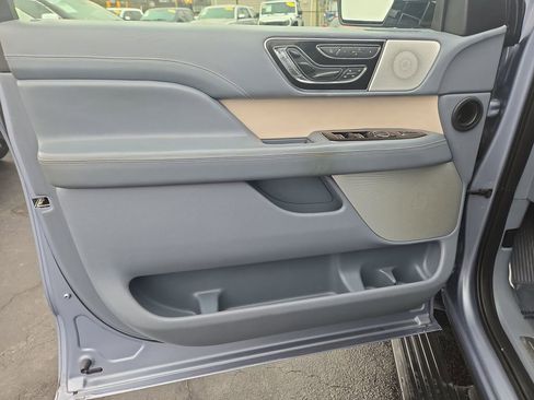 Used 2019 Lincoln Navigator Black Label image 12