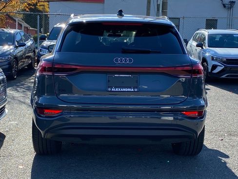 Used 2025 Audi Q6 e-tron Premium Plus w/ Premium Plus image 3