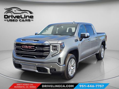 Used 2025 GMC Sierra 1500 SLT w/ SLT Premium Package AWD/4WD image 5