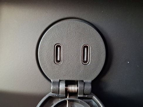 New 2026 Volvo XC60 B5 Ultra w/ Protection Package Premier image 20