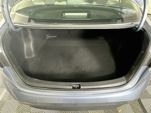 Used 2025 Toyota Corolla LE w/ Convenience Package FWD image 28