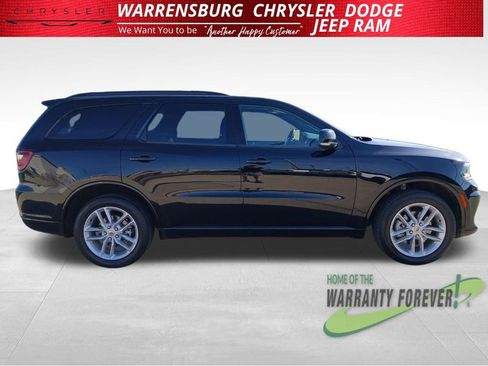 Used 2024 Dodge Durango GT image 2