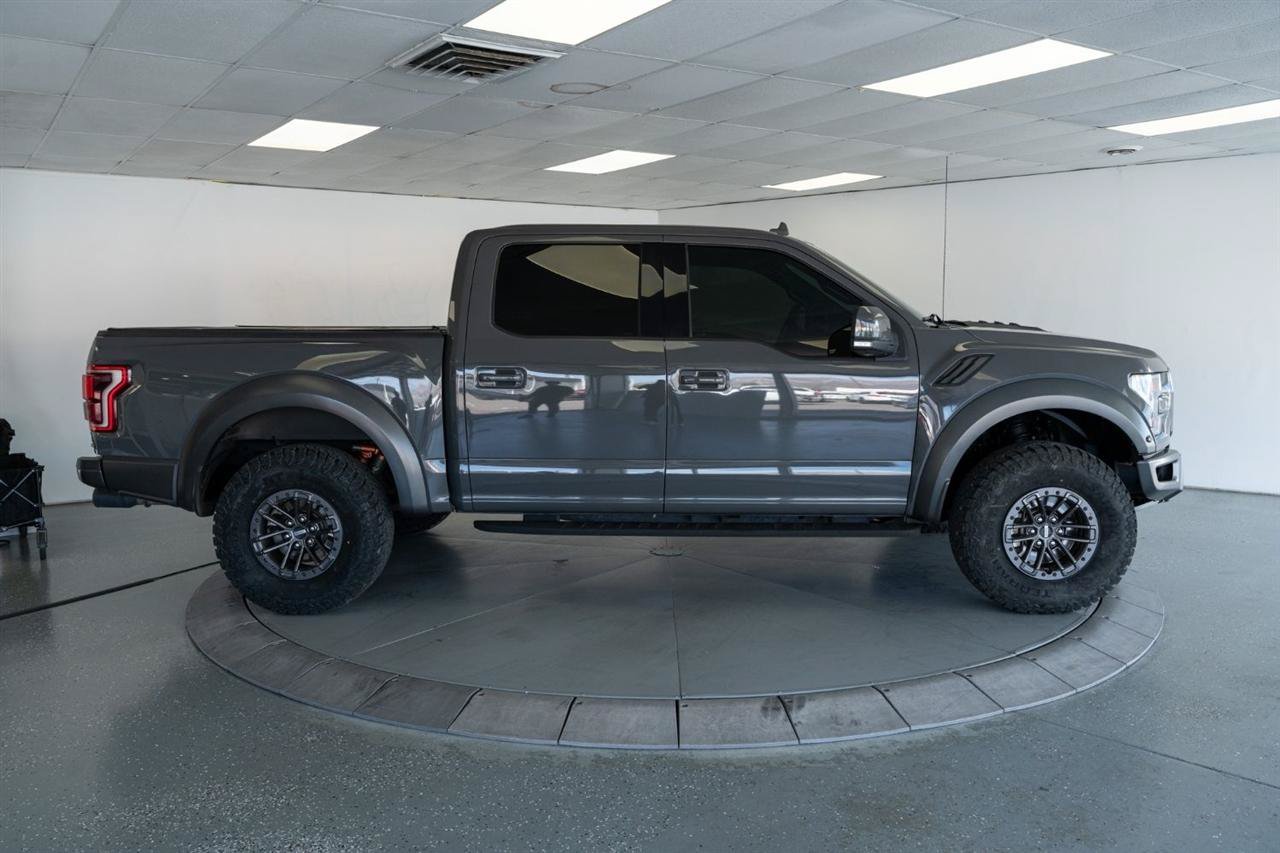 Used 2020 Ford F150 Raptor w/ Equipment Group 802A Luxury AWD/4WD image 8