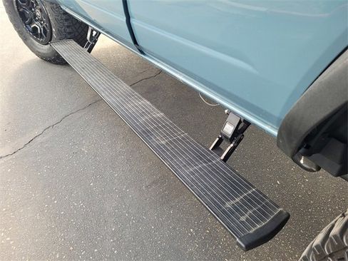 Used 2022 Ford Bronco Wildtrak image 28