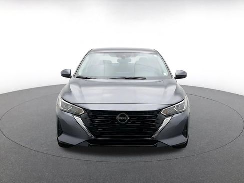 Used 2025 Nissan Sentra SV FWD image 2