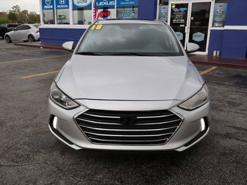Used 2018 Hyundai Elantra Value Edition FWD image 8