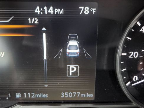 Used 2025 Nissan Versa SV FWD image 27