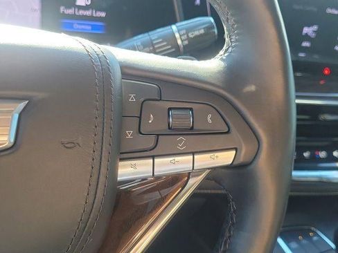 Certified 2023 Cadillac Escalade ESV Sport Platinum AWD/4WD image 27