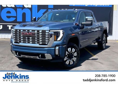 Used 2025 GMC Sierra 2500 Denali w/ Denali Reserve Package AWD/4WD image 1