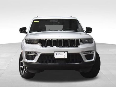 New 2025 Jeep Grand Cherokee Limited image 5