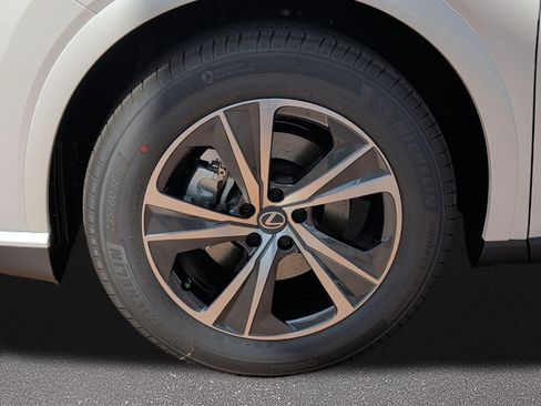 New 2026 Lexus RX 350h AWD/4WD image 7