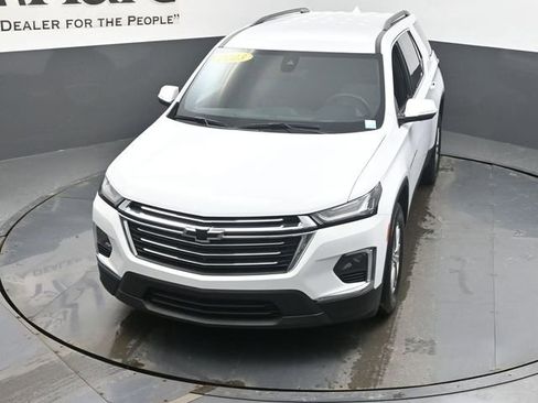 Used 2023 Chevrolet Traverse LT image 46