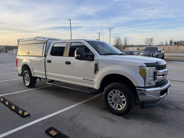 Used 2017 Ford F250 XL w/ Power Equipment Group AWD/4WD image 3