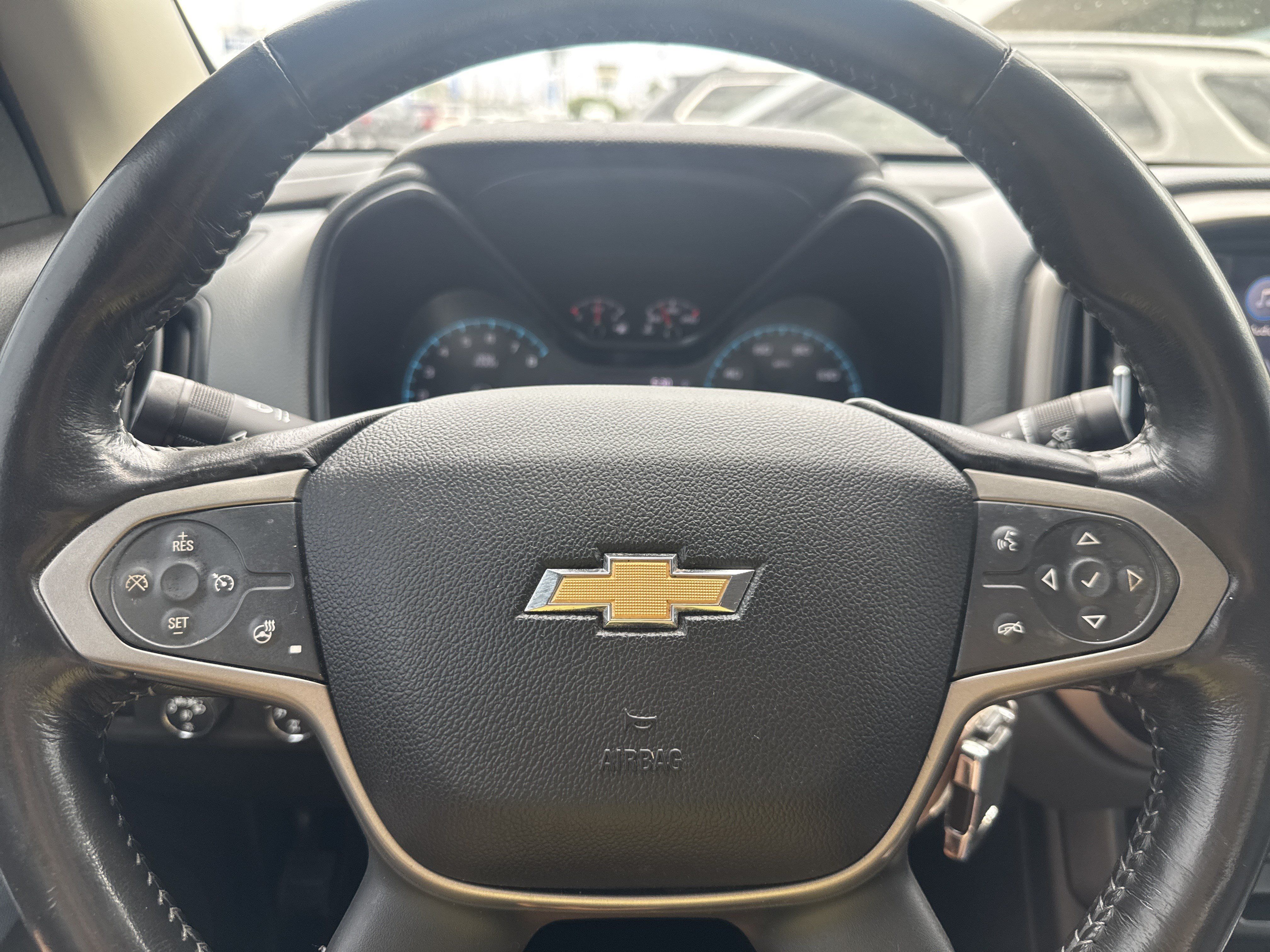 Used 2019 Chevrolet Colorado Z71 AWD/4WD image 15