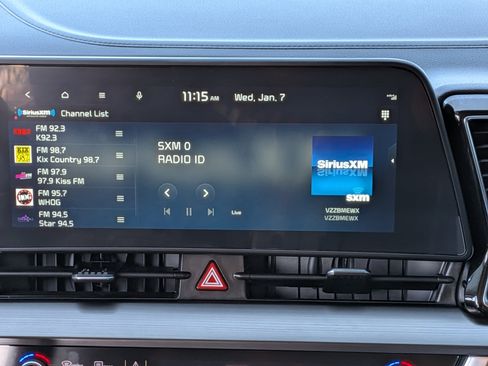 Used 2023 Kia Sportage EX image 17