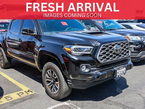 Used 2023 Toyota Tacoma TRD Sport w/ Black Out Package (TMS) AWD/4WD image 1