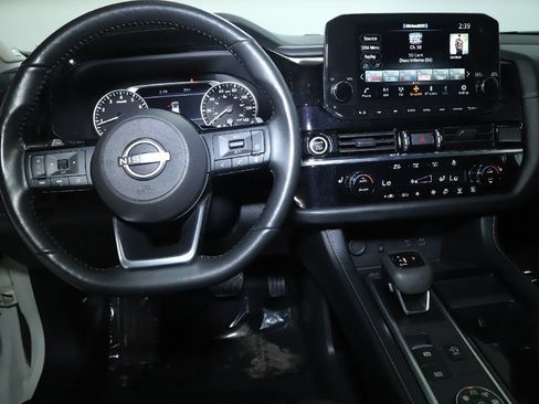 Used 2023 Nissan Pathfinder SL w/ SL Premium Package AWD/4WD image 33