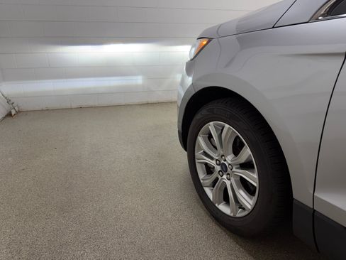 Certified 2021 Ford Edge Titanium w/ Equipment Group 301A AWD/4WD image 33