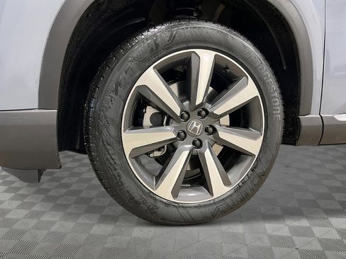 New 2025 Honda Pilot Touring image 13
